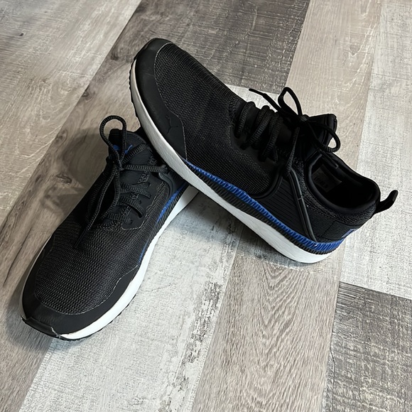 Like New PUMA Pacer Next Cage Sneaker Black Sodalite Blue Logo Men’s Size 7.5 - Picture 7 of 7